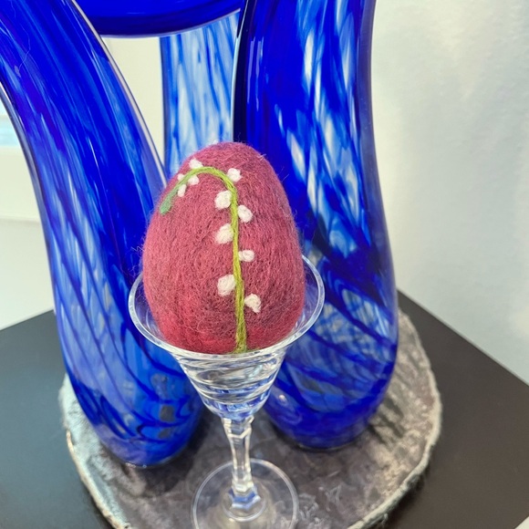 Hand crafted custom order needle felted eggs - Picture 16 of 16